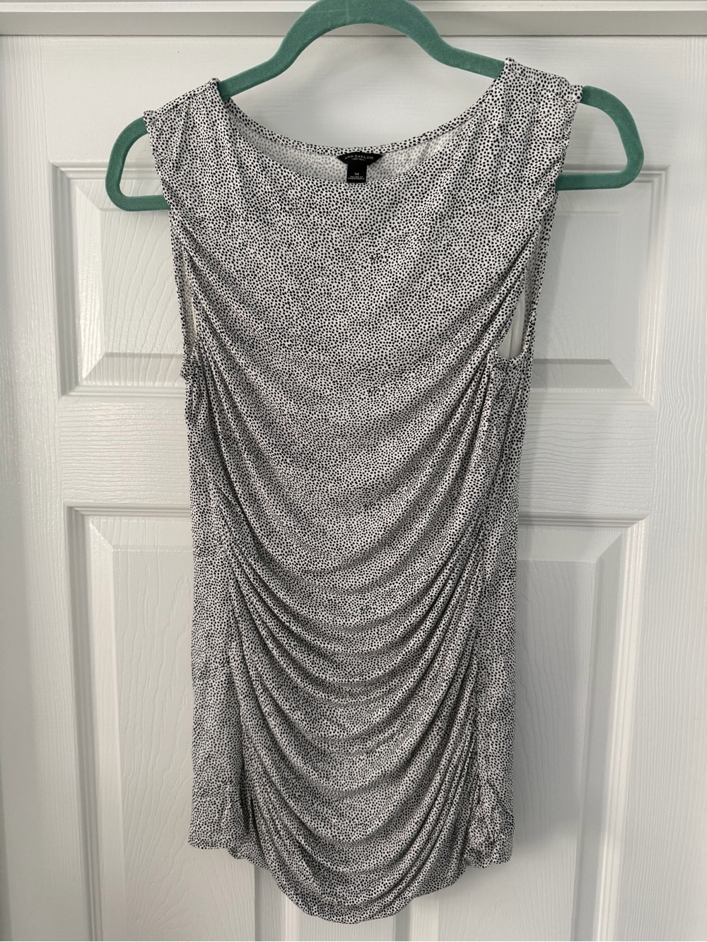 Ann Taylor Sleeveless Ruched Dot-Print Top - Black & White - Medium